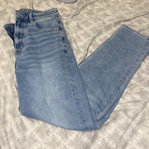 American Eagle Outfitters Denim - American eagle jeans size 8